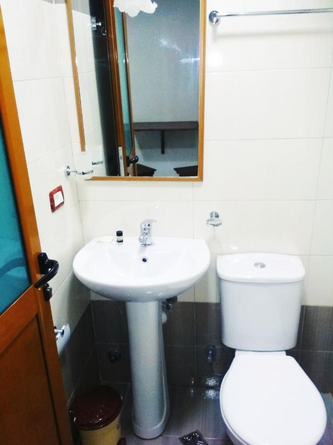Guesthouse Celo Gjirokastra Kültér fotó
